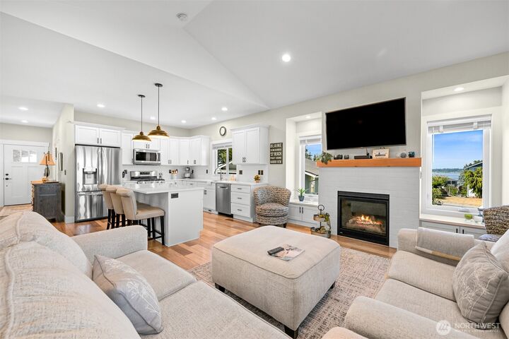 Property Photo:  6846  Holeman Avenue  WA 98230 