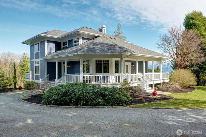 Property Photo: 342 Echo Ridge Way WA 98282