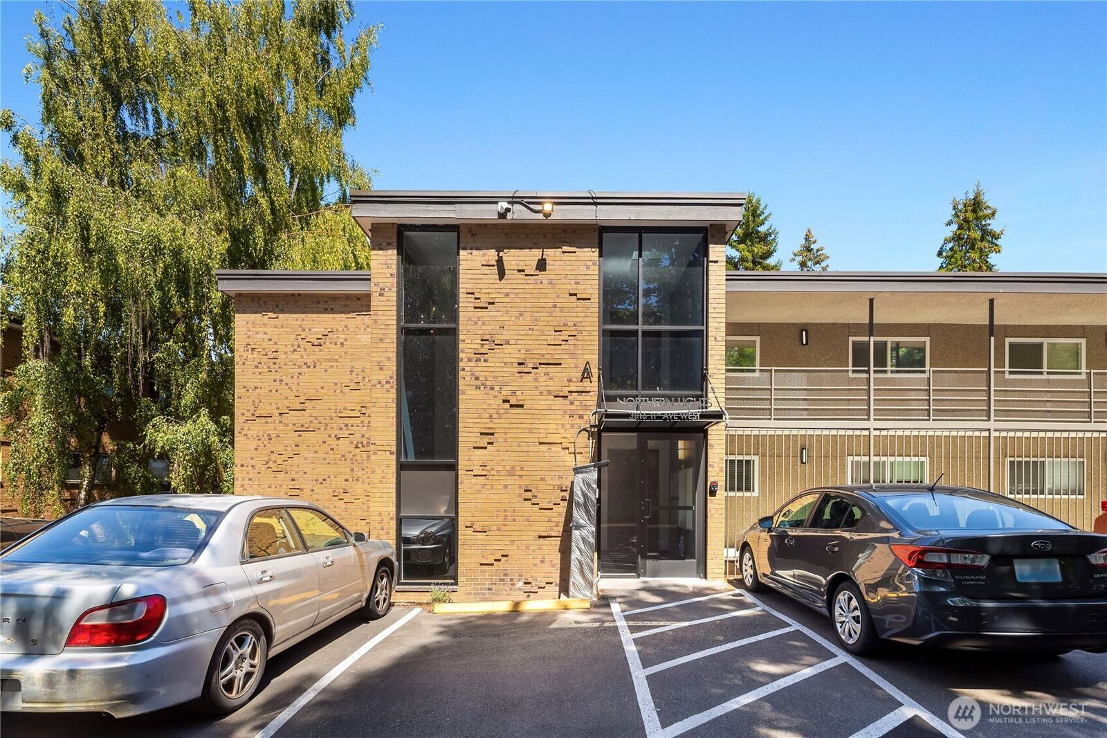 Property Photo:  3816  11th Avenue W 224  WA 98119 