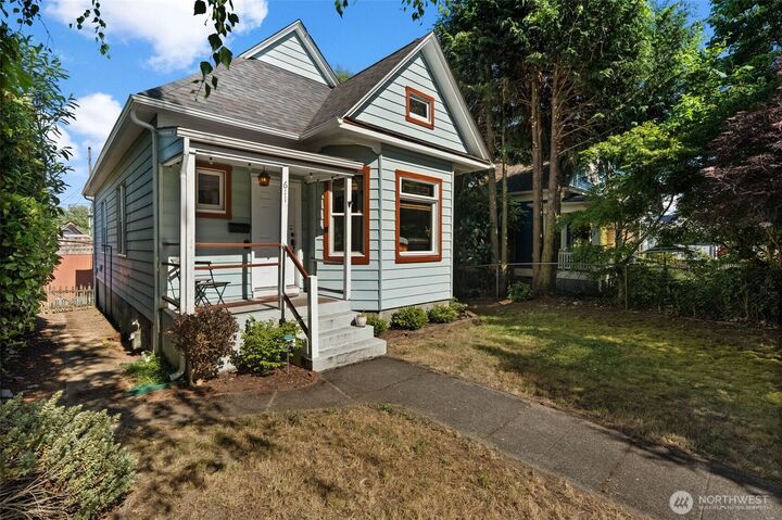 Property Photo: 611 S Grant Avenue WA 98405