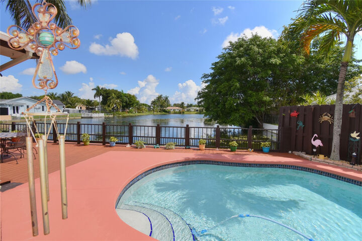 Property Photo:  4148 NW 19th Terrace  FL 33309 