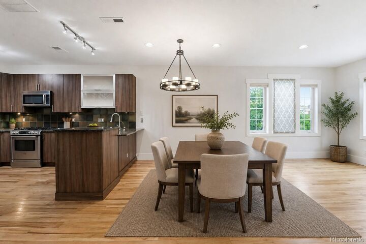 Property Photo:  936 S Pearl Street 101  CO 80209 