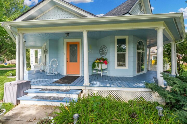 Property Photo: 201 Filmore St KS 67025