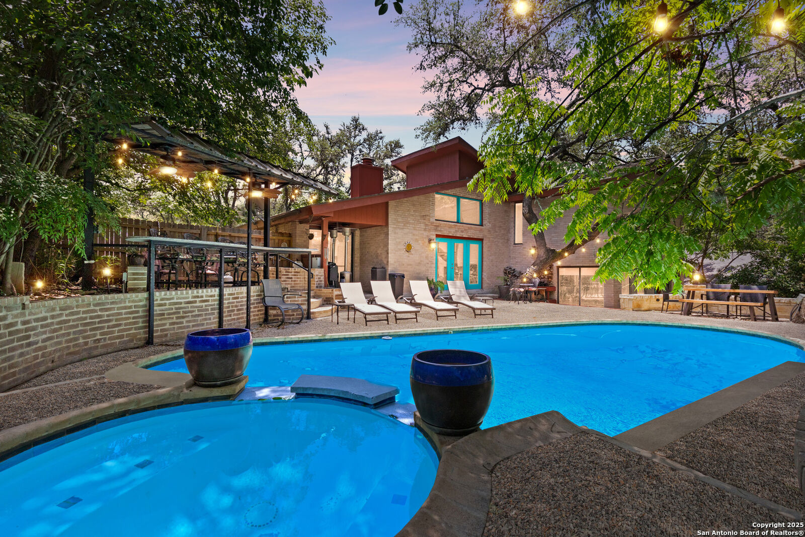 Property Photo:  3511 Hunters Cir  TX 78230 