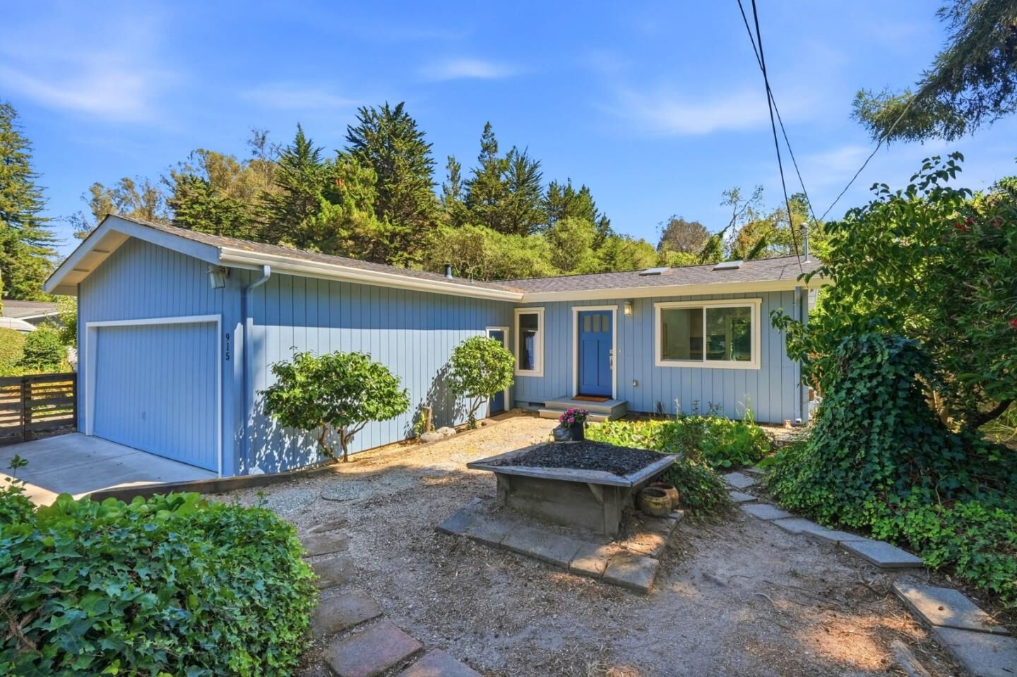 Property Photo: 915 Pinetree Lane CA 95003