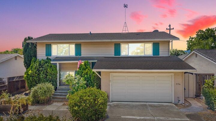 Property Photo:  774 Regent Park Drive  CA 95123 