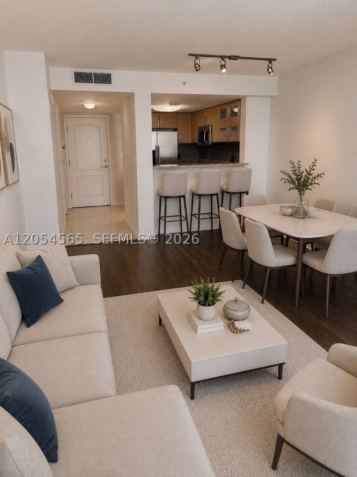 Property Photo: 2101 Brickell Ave 2611 FL 33129