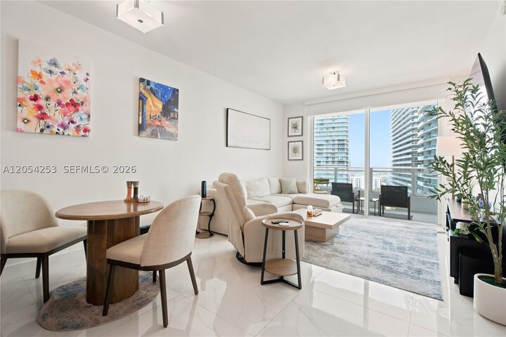 Property Photo: 1080 Brickell Ave 1607 FL 33131