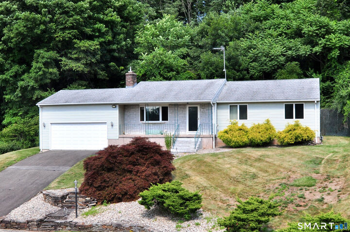 Property Photo:  100 Wynding Brook Drive  CT 06067 