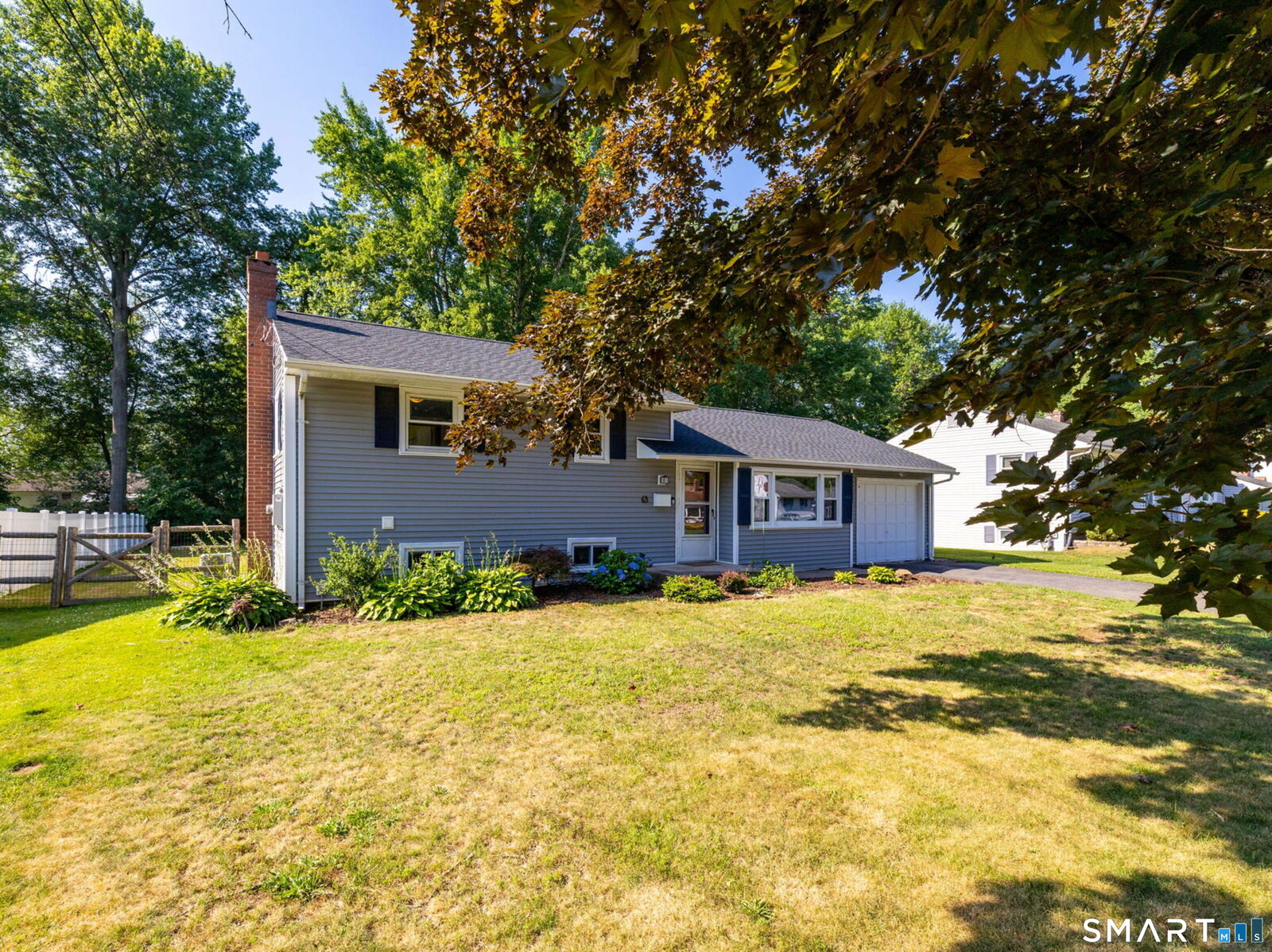 Property Photo:  63 Westpoint Terrace  CT 06107 