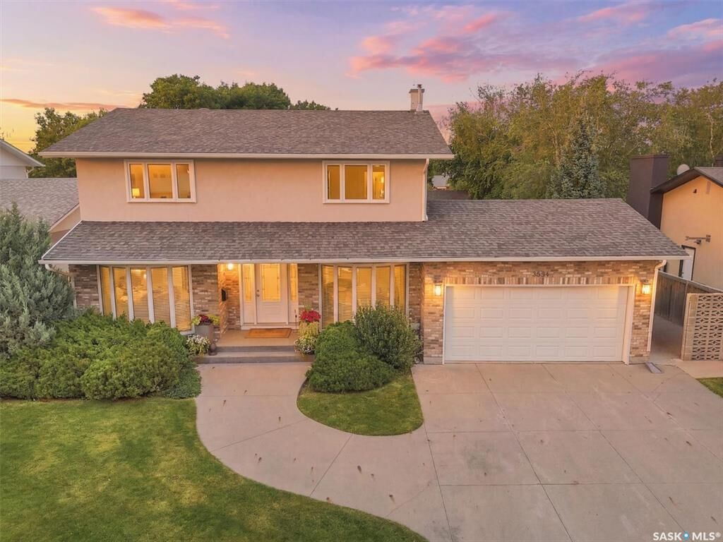 Property Photo:  3834 Balfour Place  SK S7H 3Z7 
