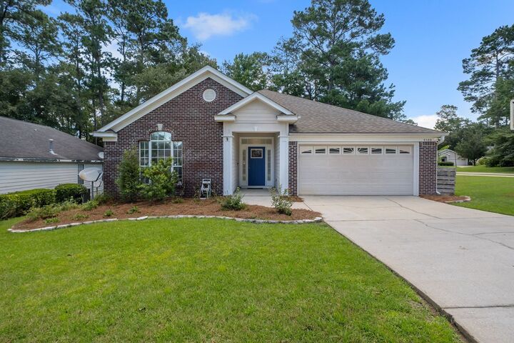 Property Photo: 8588 Hannary Circle FL 32312