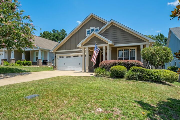 Property Photo: 2616 Manassas Way FL 32312
