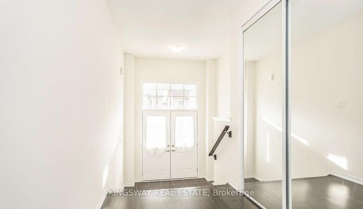 Property Photo: 8623 Pawpaw Lane ON L2H 3S5