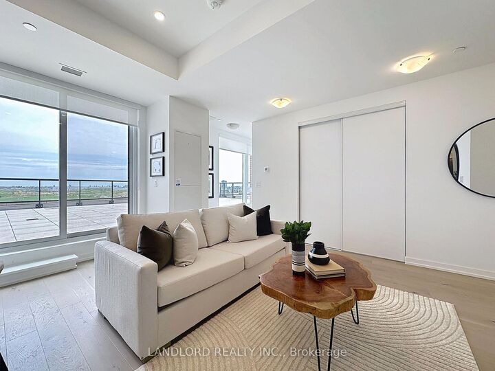 Property Photo: 3100 Keele Street 1202 ON M3M 0E1