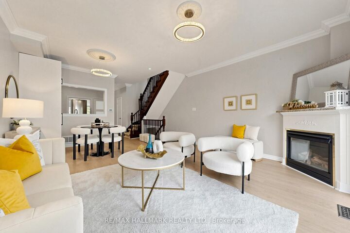 Property Photo: 23 Observatory Lane 222 ON L4C 0M7