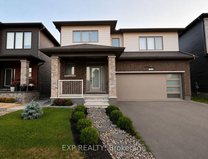 Property Photo: 818 Crossgate Street ON K2J 7E3