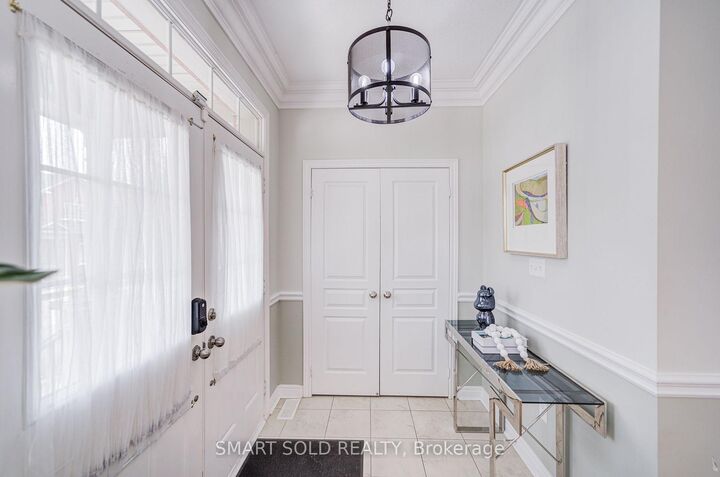 Property Photo: 9 Portia Street ON L6B 0Z4