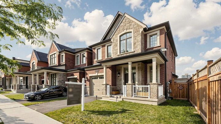 Property Photo: 1527 Varelas Passage ON L6H 3S2