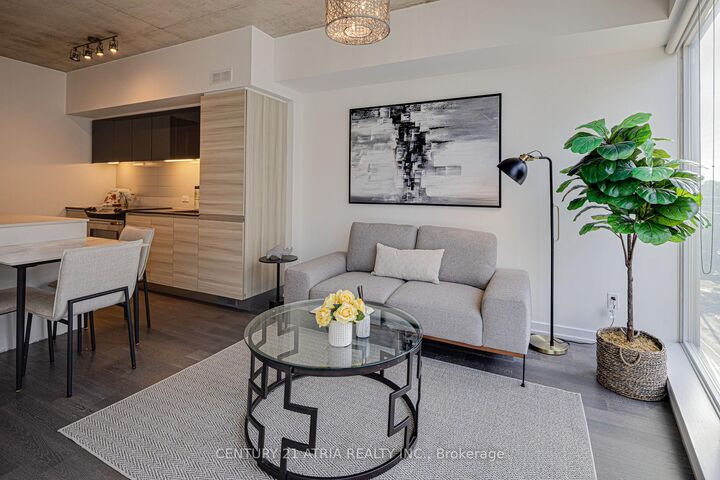 Property Photo: 1190 Dundas Street E 513 ON M4M 0C5