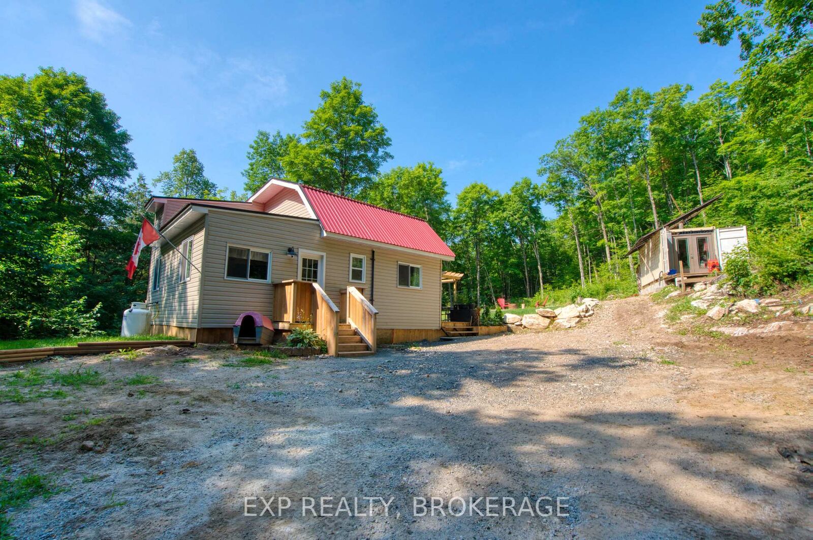 Property Photo: 1427 Lewis Road ON K0H 2E0