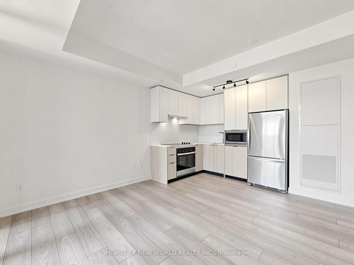 Property Photo: 1007 The Queensway N/A 819 ON M8Z 0H4