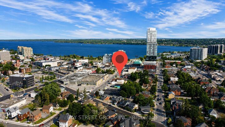 Property Photo: 66 Maple Avenue 102 ON L4N 1R8