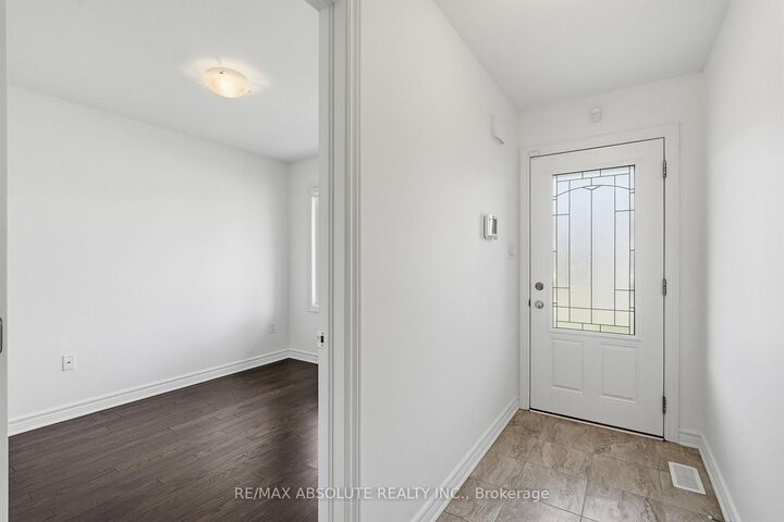 Property Photo:  625 Robert Street  ON K4K 0J8 