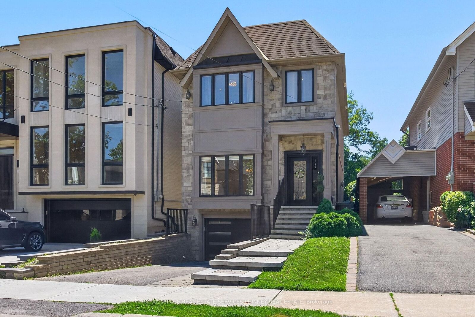 Property Photo: 245 Florence Avenue ON M2N 1G7