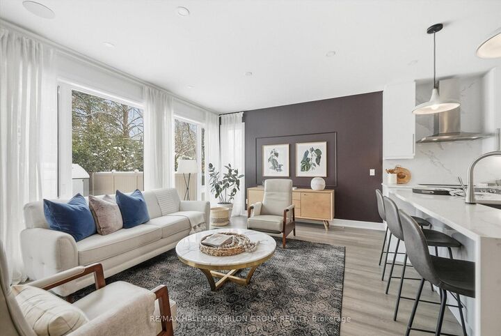 Property Photo: 559 Mutual Street ON K1K 1C5
