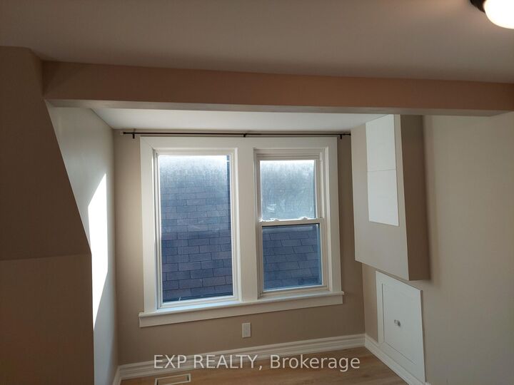 Property Photo: 148 Gibson Avenue Loft ON L8L 6J8