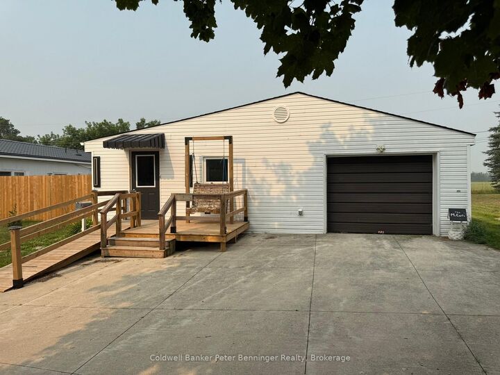 Property Photo: 23 Bluejay Court ON N0G 2V0