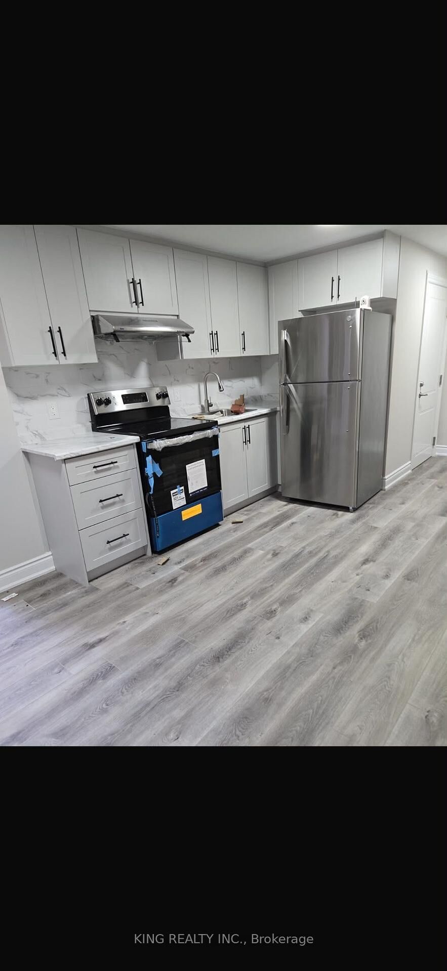 Property Photo:  5353 Glen Erin Drive  ON L5M 5C3 