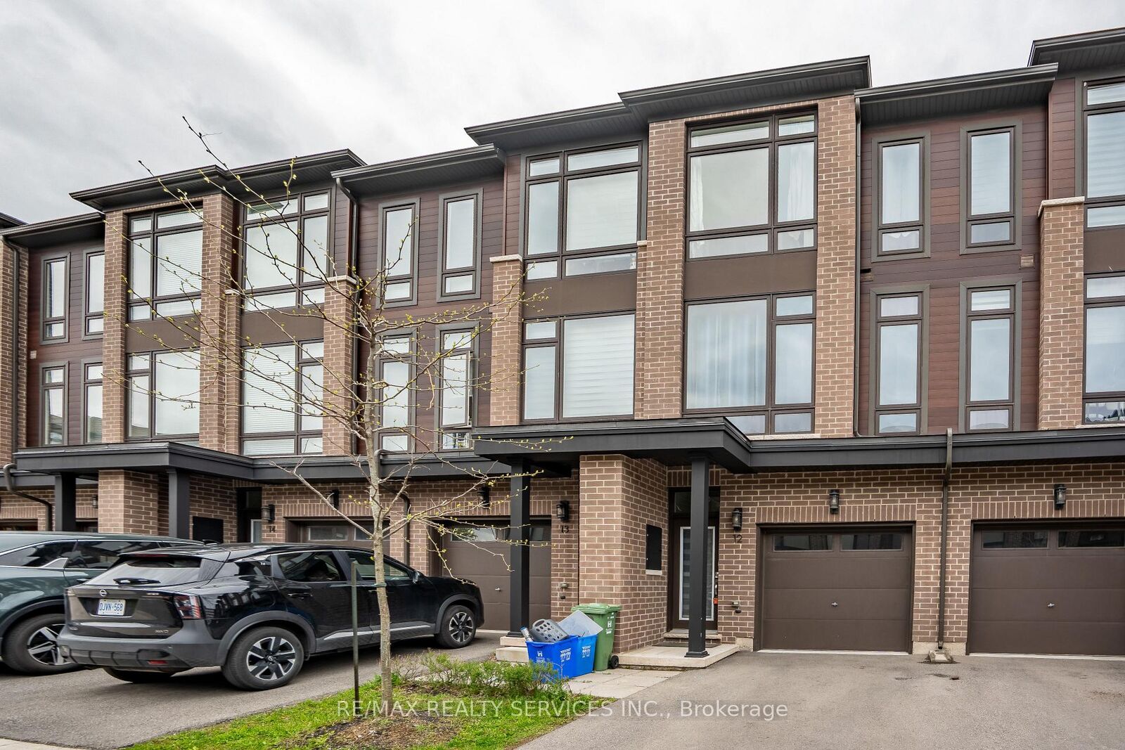 Property Photo: 270 Melvin Avenue W 12 ON L8H 2K2
