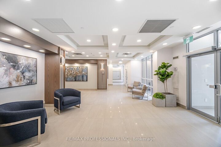 Property Photo:  3 Michael Power Place 2407  ON M9A 0A2 