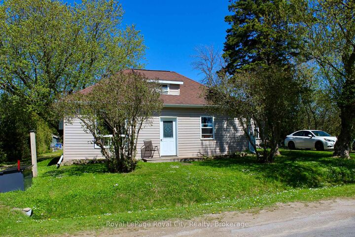 2557 Bruce Road — photo 1