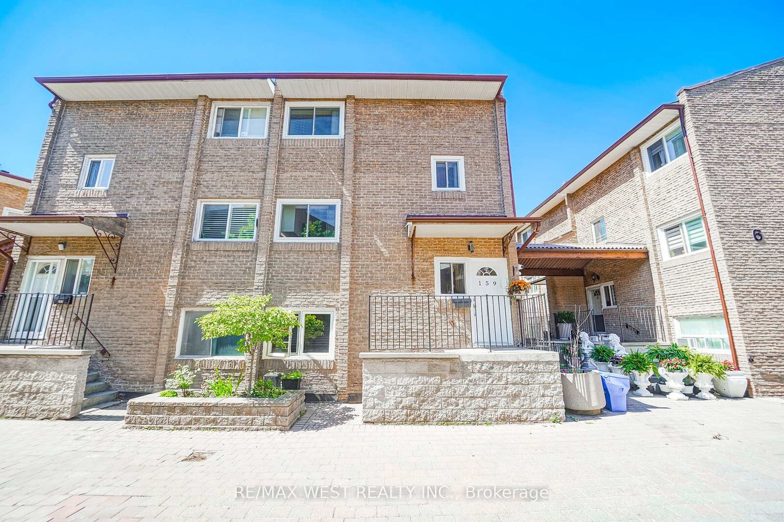 Property Photo:  50 Scarborough Golf Club Road 159  ON M1M 3T5 