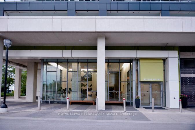 Property Photo:  360 Square One Drive 1602  ON L5B 0G7 