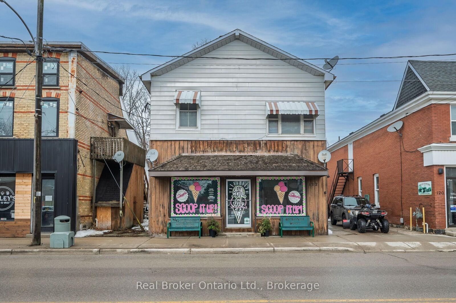 Property Photo:  122 King Street  ON N0E 1A0 