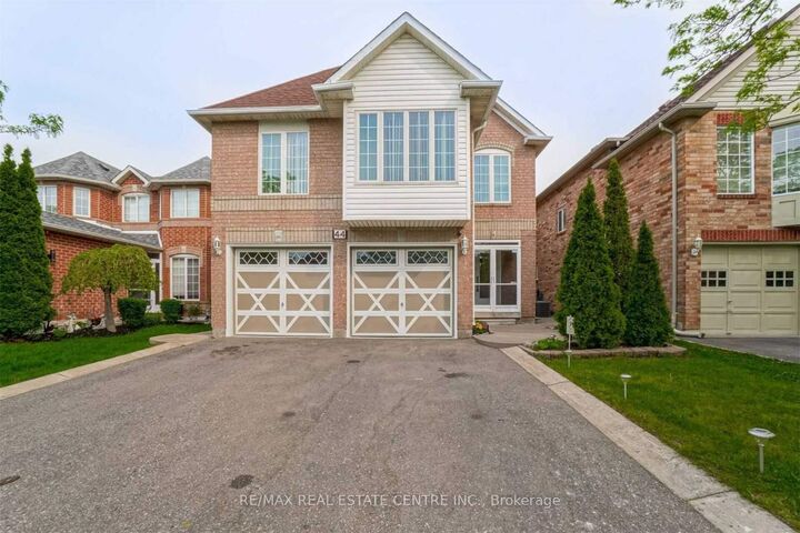 44 Pebblestone Circle — photo 1