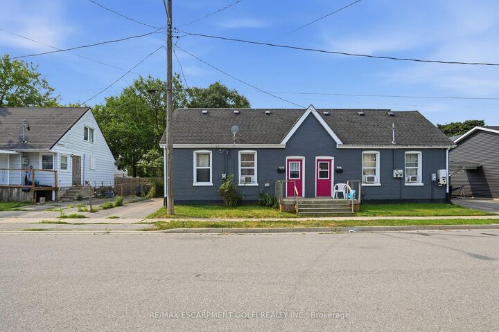 Property Photo: 101 Sarah Street ON N3S 3A4