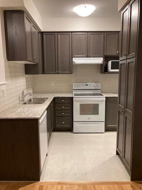 Property Photo:  118 Bravo Lane  ON L3X 0L3 