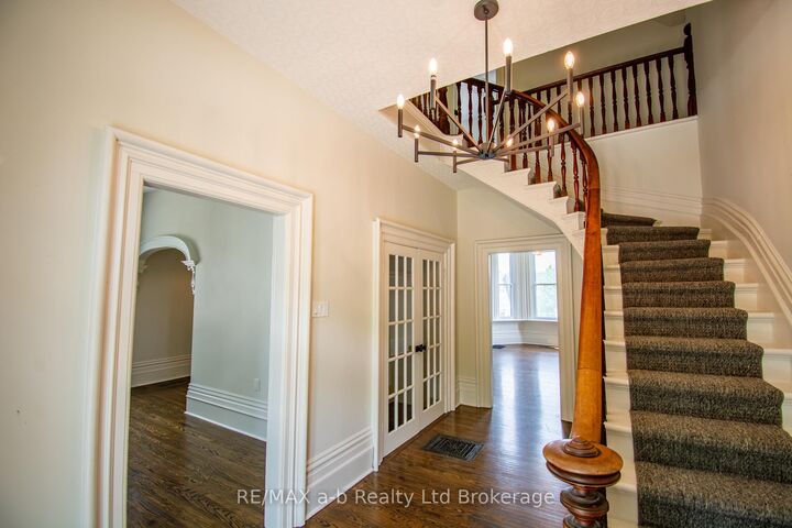 Property Photo:  66 Daly Avenue 1  ON N5A 1B8 