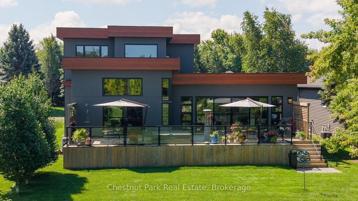 Property Photo: 131 Grand Cypress Lane ON L9Y 0K7