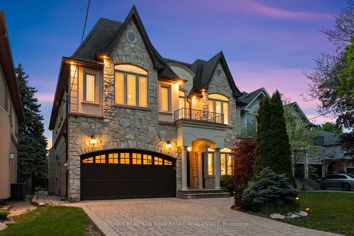 Property Photo: 291 Byng Avenue ON M2N 4L4