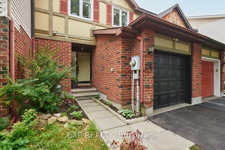 Property Photo:  138 Acklam Terrace  ON K2K 2J5 