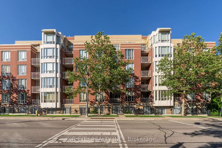Property Photo: 455 Rosewell Avenue 412 ON M4R 2H9