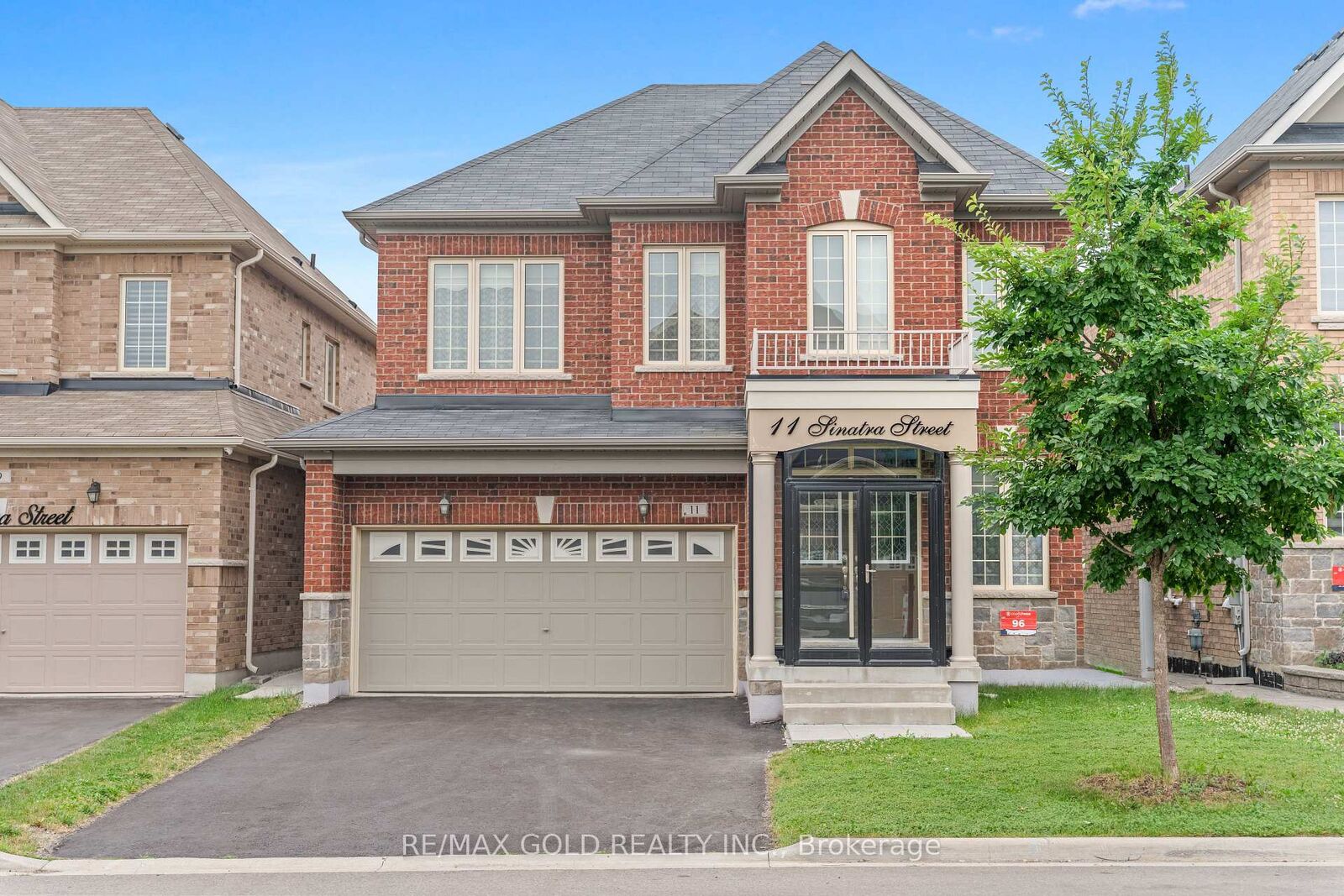 Property Photo:  11 Sinatra Street  ON L6R 4B3 
