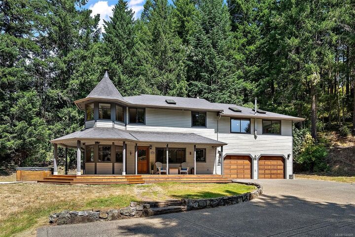 Property Photo:  418 Quail Pl  BC V9B 6G2 