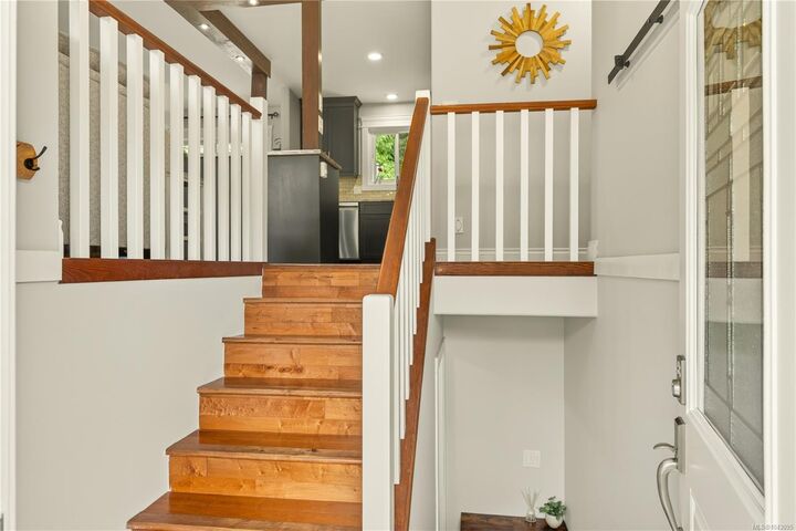 Property Photo: 525 Doreen Pl BC V9T 4S1